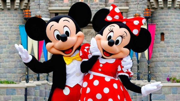 Mickey And Minnie Characters Hong Kong Disneyland Resort